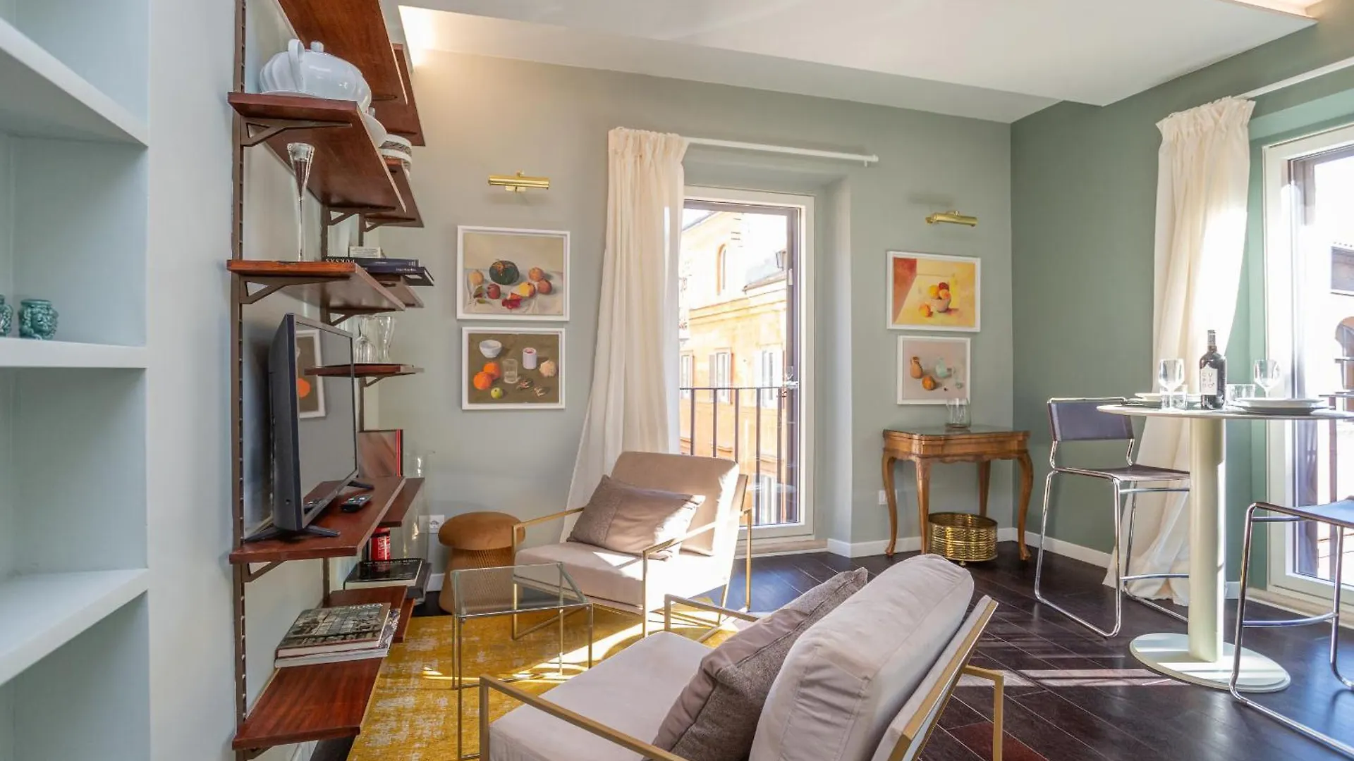 Chic Spanish Steps Retreat Рим 0*,